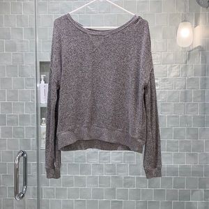 me to we grey long sleeve top!!